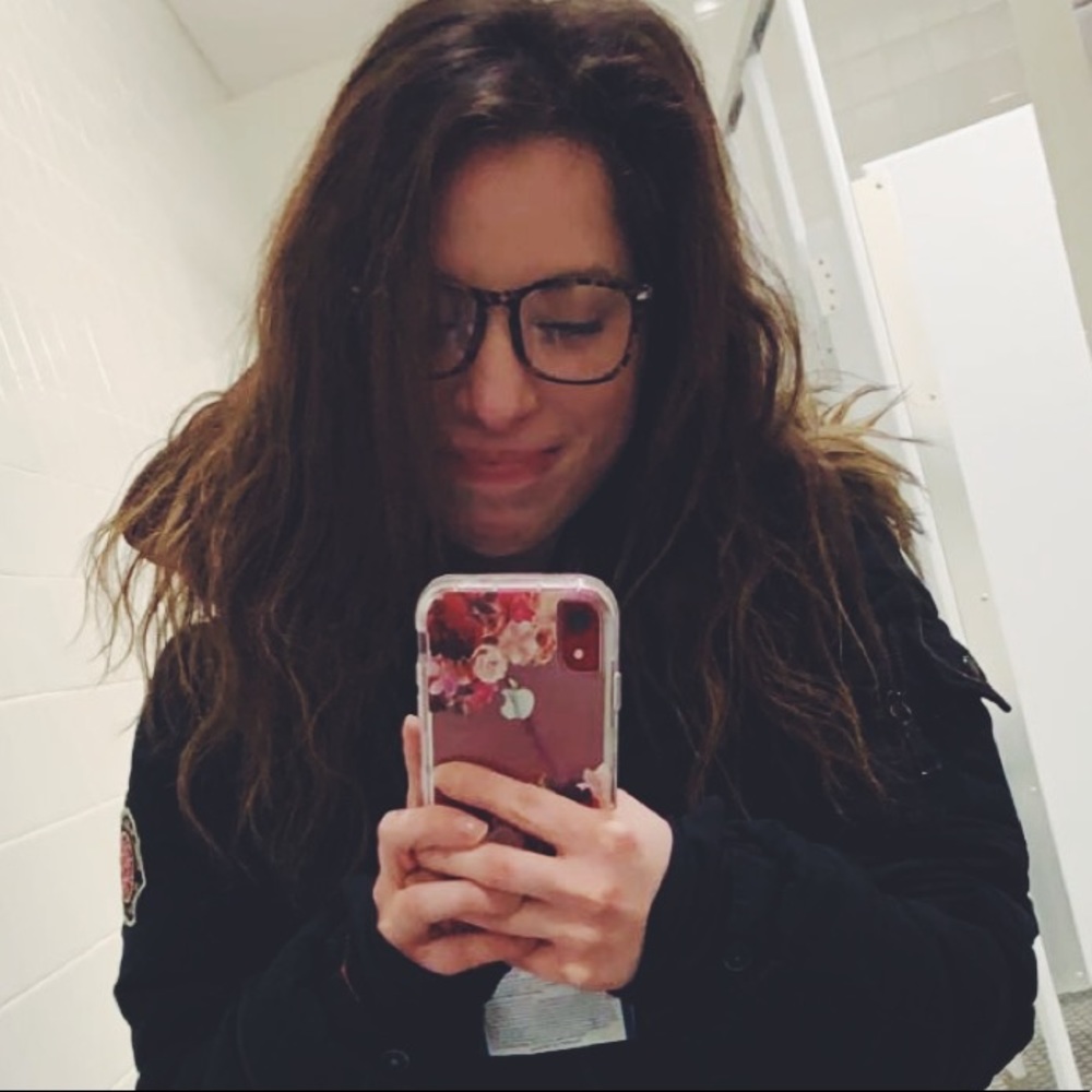 Meet your Posher, Lily